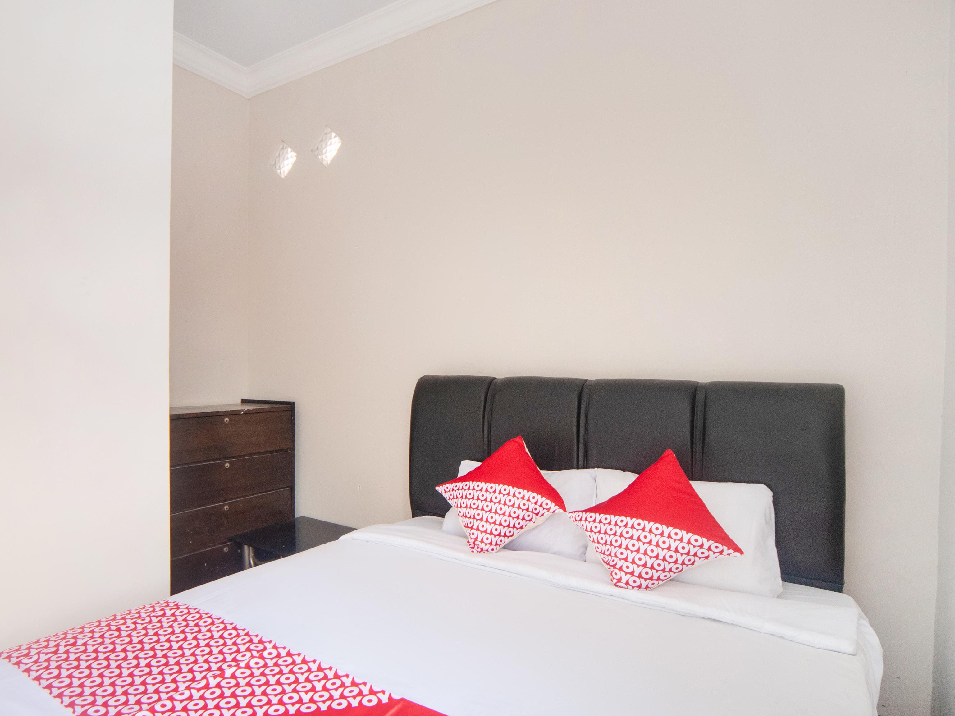 ג'קרטה Oyo 2256 Danysa Guesthouse מראה חיצוני תמונה